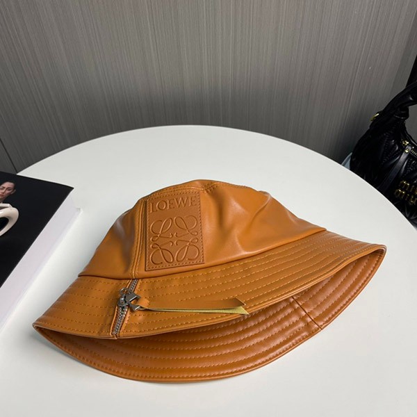 ロエベ 麦わら 帽子 本日中限定価格 美品 LOEWE ロエベ 麦わら帽子