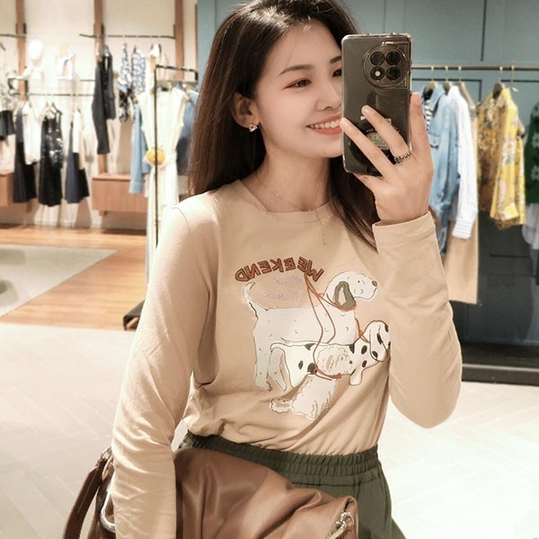 ウィークエンド マックスマーラ 偽物 クルーネック長袖Tシャツ mao87382