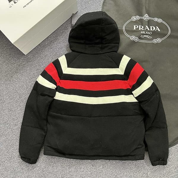 プラダ カシミア ダウンジャケットコピー商品 puz29441