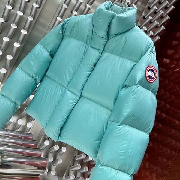 カナダグース サイプレス クロップド コピー パファー パファーダウン Cad30803