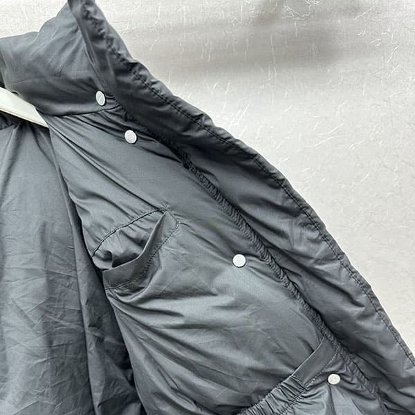 送料無料 ロエベ パファージャケット コピー ナイロン loi72878