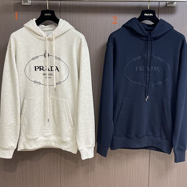 プラダ コットン 偽物 フリース 刺繍ロゴ pua33796