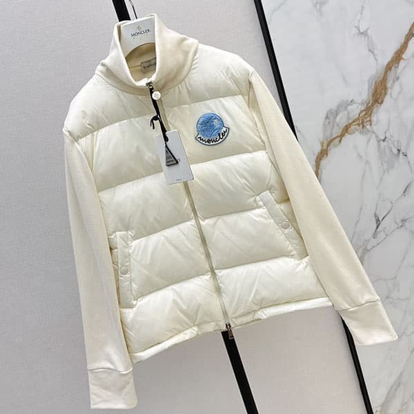 大人気!モンクレール キルティングシェルジャケット コピー mol27267