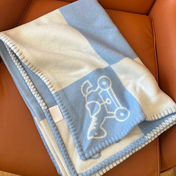 エルメス ブランケット 偽物 Adada "Avalon" blanket erk20936