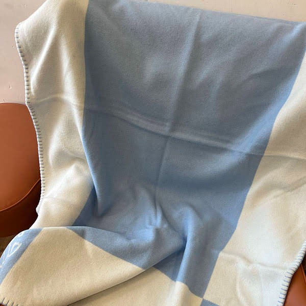 エルメス ブランケット 偽物 Adada "Avalon" blanket erk20936