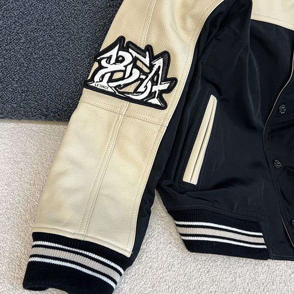 お洒落な ルイヴィトン【レザーアンドナイロンブルゾン 偽物】 1AFAGK