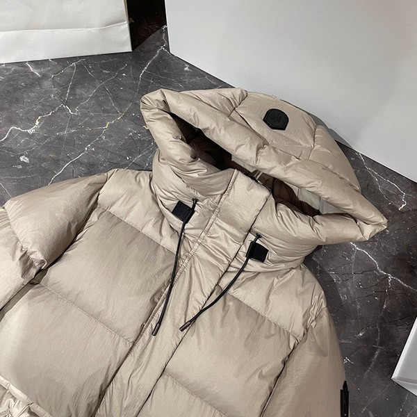 残り僅か マッカージュ MACKAGE FREYA ダウンジャケット 偽物 mas39145