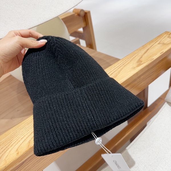 注目★シャネル ニット帽 スーパーコピー シンプルロゴ shg11196