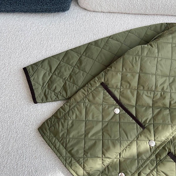プラダ コピー商品 Re-Nylon キルティングジャケット pub15944