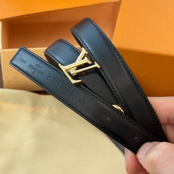 一目惚れ♪ルイヴィトン 贋物 ベルト・プリティー LV 30MM リバーシブル M8232X