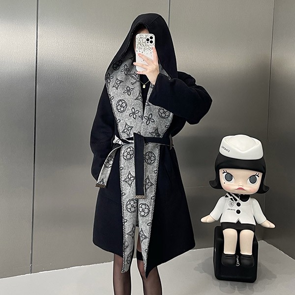 ルイヴィトン】リバーシブル マヒナ モノグラム ラップコート コピー