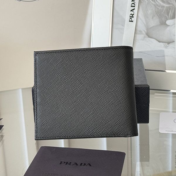 【お洒落☆シンプル】☆プラダ★サフィアーノレザー財布 スーパーコピー pul25459