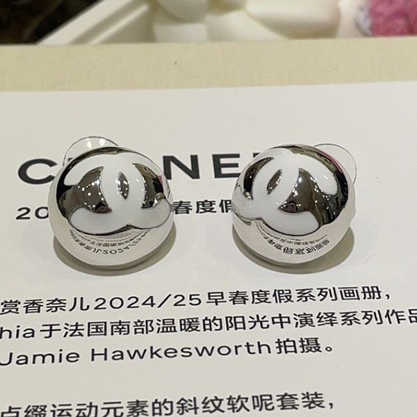 高級ブランドシャネル レプリカ CCマーク ピアス スタッド スタッズ