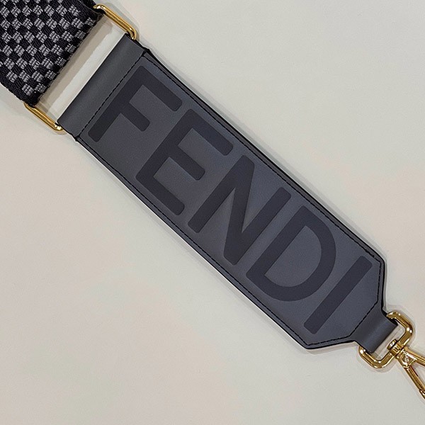 超希少!フェンディ 高級感漂う☆Strap You ショルダーストラップ コピー 5色 fef90645