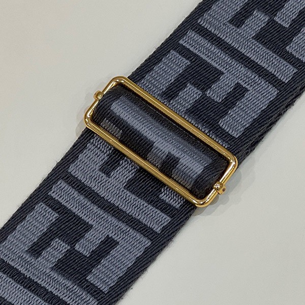 フェンディ Strap You FFロゴ ショルダーストラップ 偽物 2色 8AV386