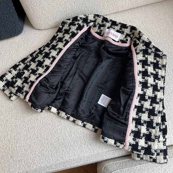 絶対欲しい!ヴァレンティノ 偽物 ガラヴァーニ マクロ 千鳥格子 ジャケット Vuc36405