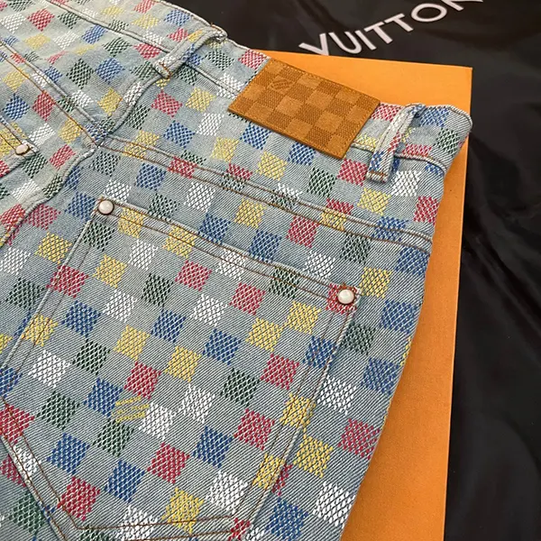 セレブ多数愛用 ルイヴィトン デニムパンツ ダミエ n級品 vuf67699