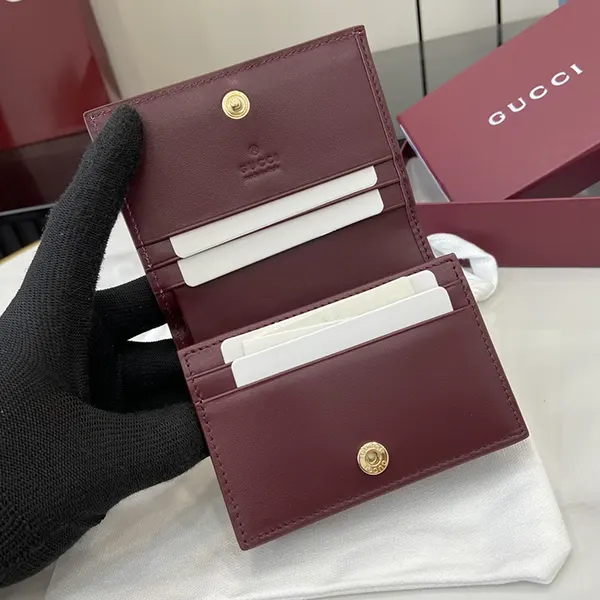 入手困難 グッチ ドッグ ディテールGGミニウォレット gup92524