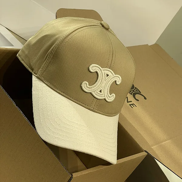 最新でオシャレセリーヌ 並行輸入品 イニシャル ベースボール キャップ
