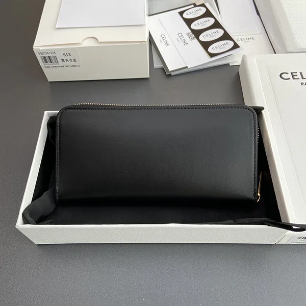 激安価格！セリーヌ 長財布 ラウンドジップ キュイル トリオンフ n級品