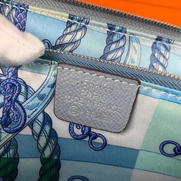 稀少 エルメス アザップ コピー シルクイン ロングウォレット ero00436