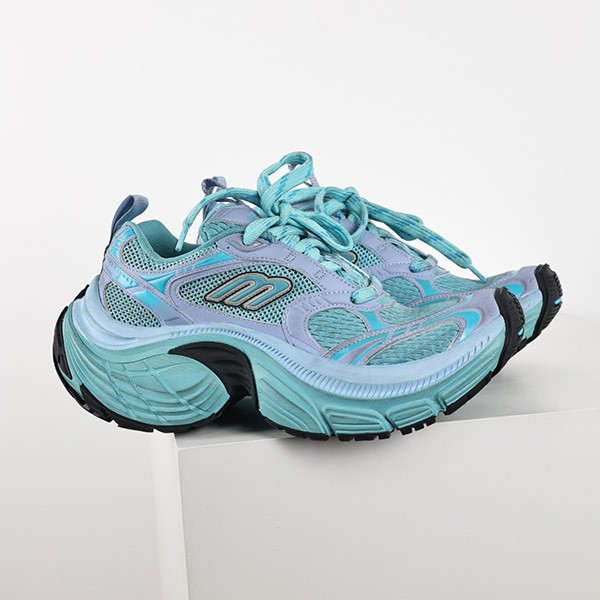 バレンシアガ 偽物 6xl Sneaker スニーカー 815859W