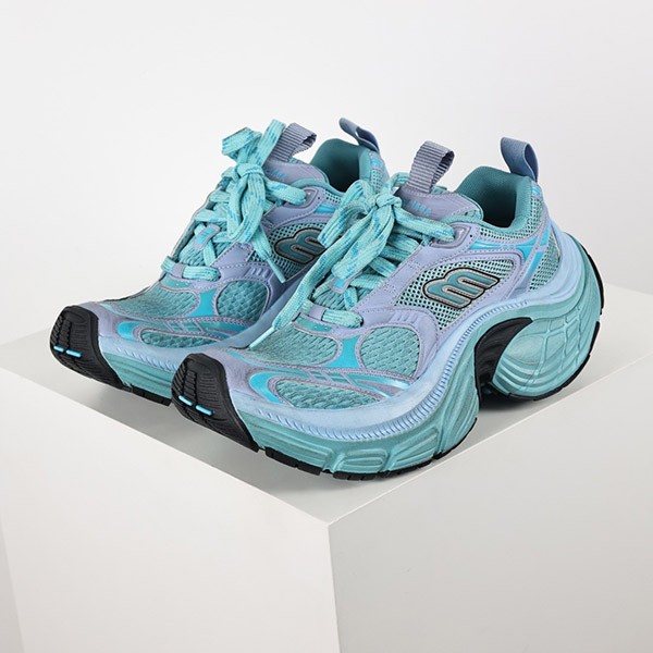バレンシアガ 偽物 6xl Sneaker スニーカー 815859W