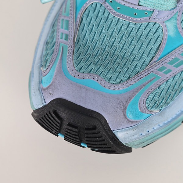 バレンシアガ 偽物 6xl Sneaker スニーカー 815859W
