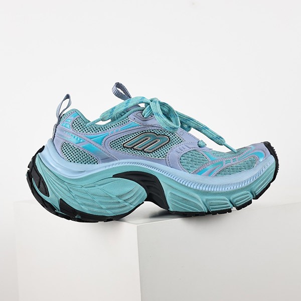 バレンシアガ 偽物 6xl Sneaker スニーカー 815859W