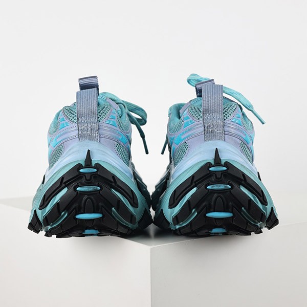 バレンシアガ 偽物 6xl Sneaker スニーカー 815859W