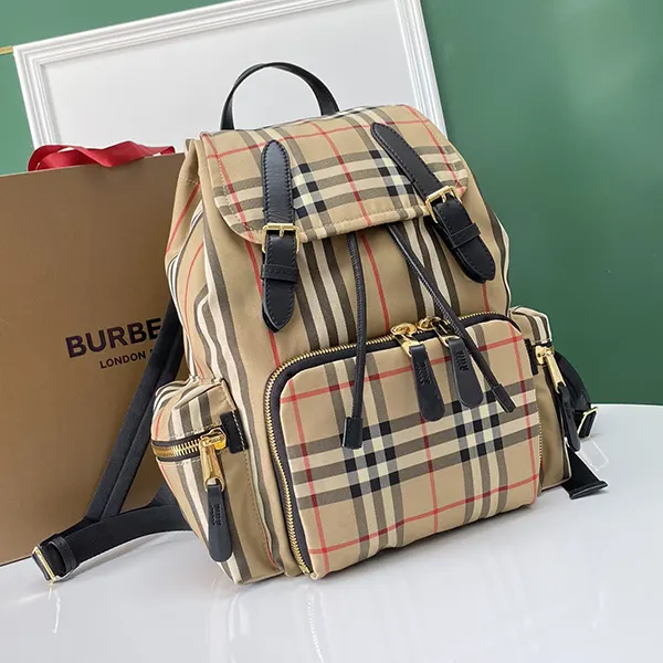 激安価格!バーバリー ノバチェック n級品 ナイロン×レザーリュック Bad05966