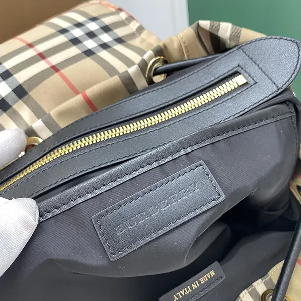 激安価格!バーバリー ノバチェック n級品 ナイロン×レザーリュック Bad05966