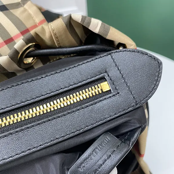 激安価格!バーバリー ノバチェック n級品 ナイロン×レザーリュック Bad05966
