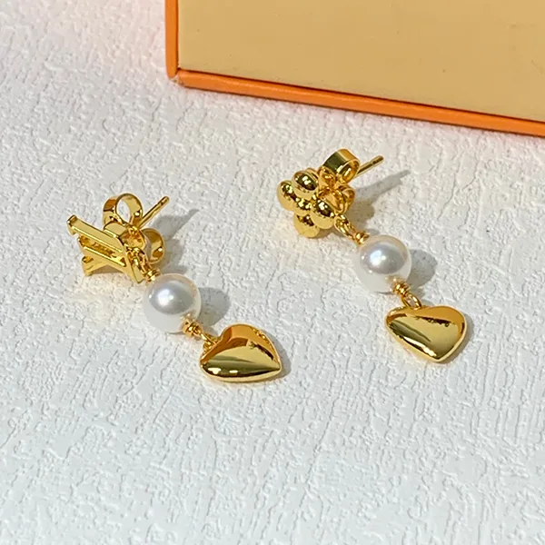 争奪戦ルイヴィトン ピアス パンダント LV ハート レプリカ M01011