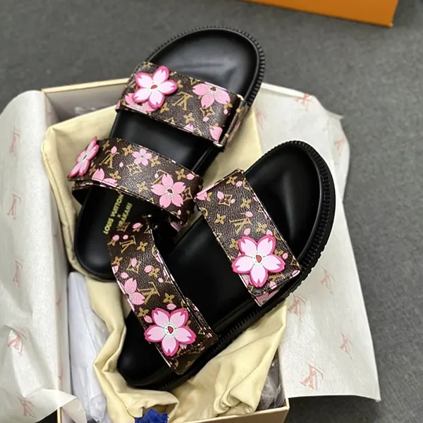 大特価】村上隆コラボ第二弾 ルイヴィトン Lily サンダル vur04718