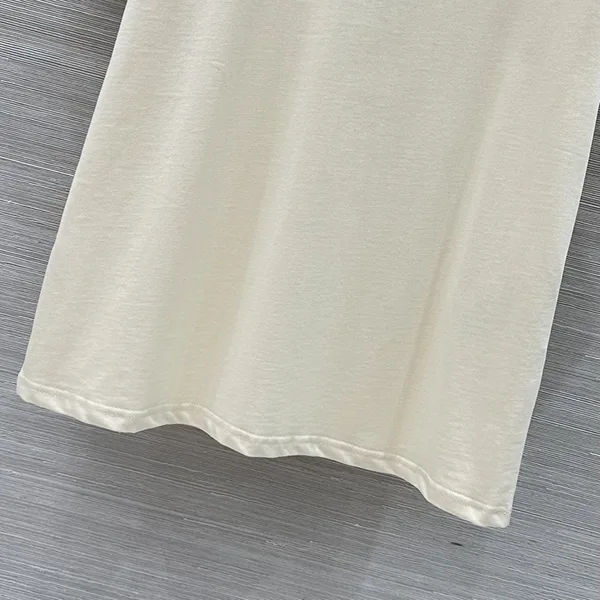 【かわいい♡新作】モンクレール クルーネックTシャツ 偽物 ホワイト mop22747
