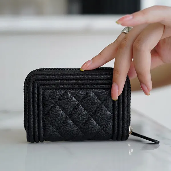 ◆送料込 ボーイ シャネル 偽物 Zip Around 財布 Coin Purse A80602