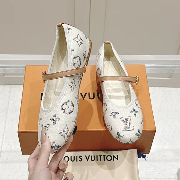 ⭐︎25-26㎝　⭐︎カラカウア　ルイビィトン購入　⭐︎美品　フラットシューズ 大人気！【希少・海外限定】ルイヴィトン コピー商品 フラットバレエ