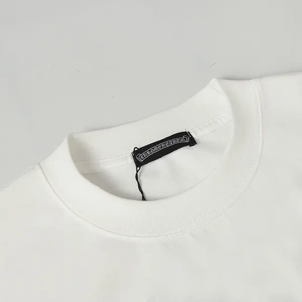 確保済み クロムハーツ n級品 スクロール ロゴ Tシャツ 半袖 Kud03596