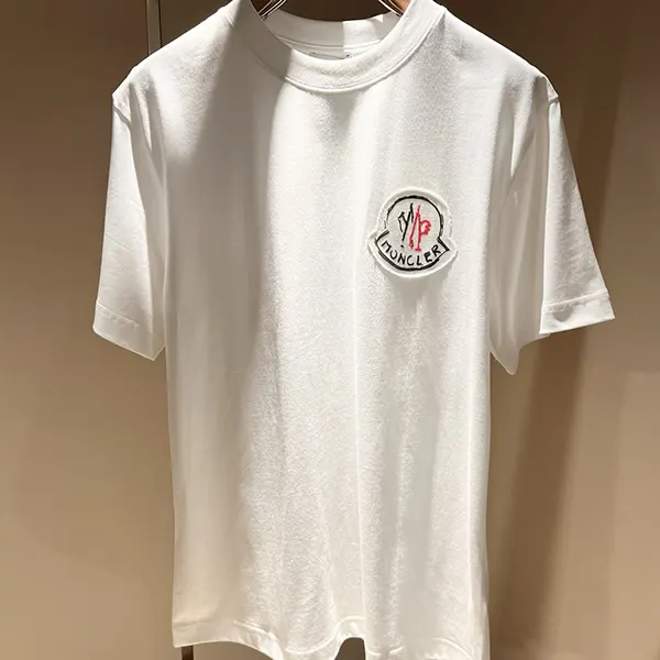 定番 モンクレール ピクセルロゴ コットン Tシャツ コピー mov70290