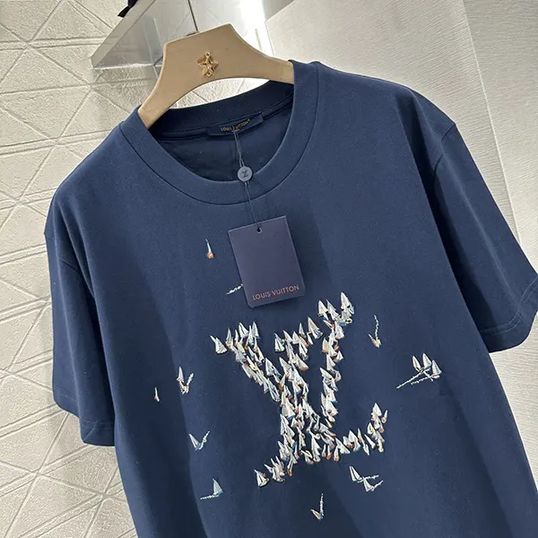 新作メンズ*ルイヴィトン*ロゴ刺繍入 コットンTシャツ コピー ネイビー クルーズ 1ahw60