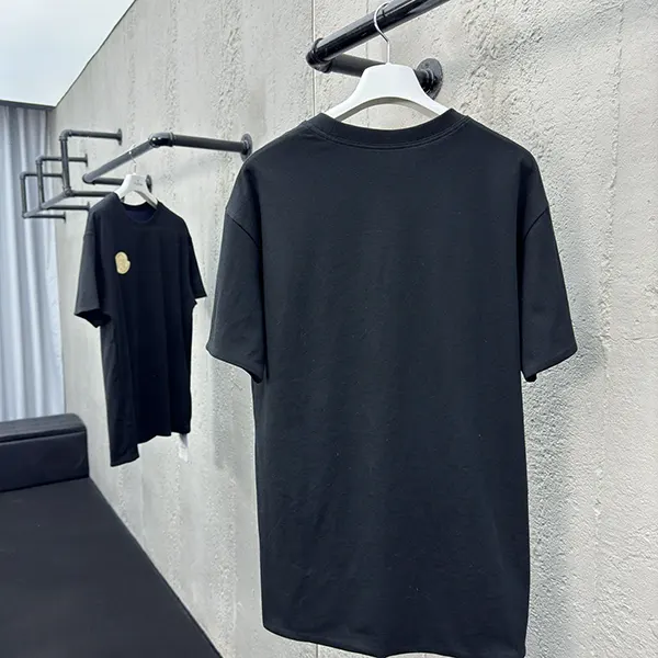 おすすめ モンクレール コピー クルーネック半袖Tシャツ mov57941