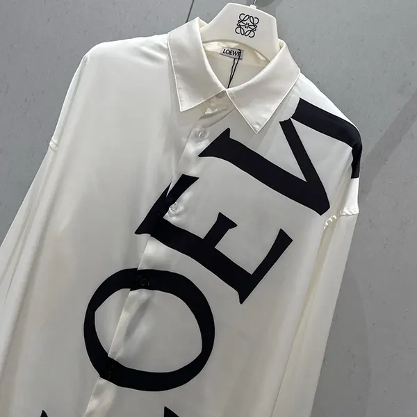 ロエベ シルクシャツ パロディ ホワイト ロゴ loa75176