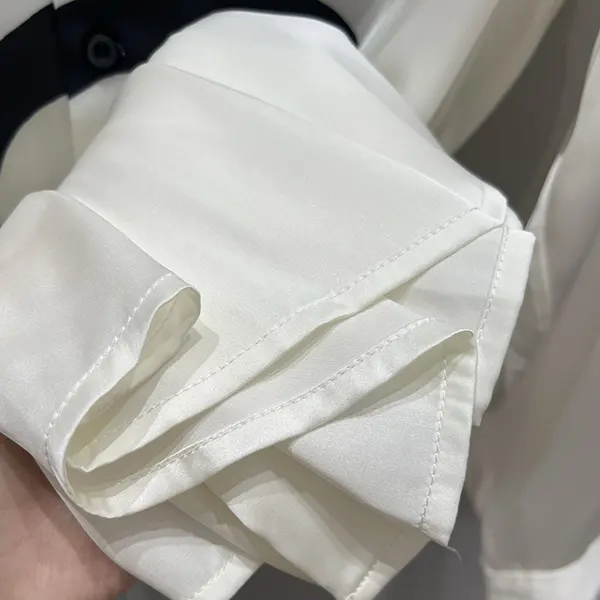 ロエベ シルクシャツ パロディ ホワイト ロゴ loa75176