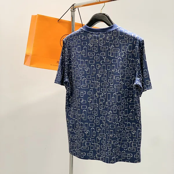 ギフトに最適【アイコニックな魅力◎】エルメス★Etriers Elastiques Tシャツ H557920HA