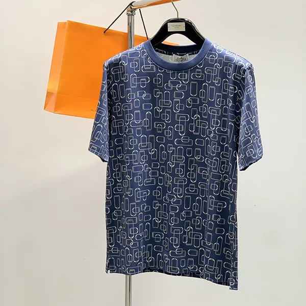 ギフトに最適【アイコニックな魅力◎】エルメス★Etriers Elastiques Tシャツ H557920HA