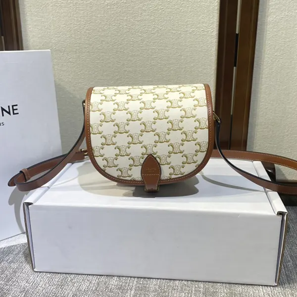 ブティック♪ セリーヌ トリオンフ n級品 キャンバスミディアム Cen67217