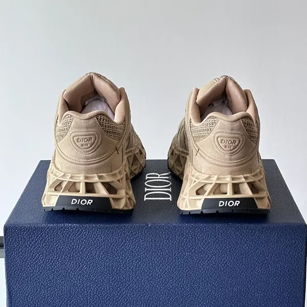 ディオール B35 NXXT スニーカー 偽物 限定エディション deq19512