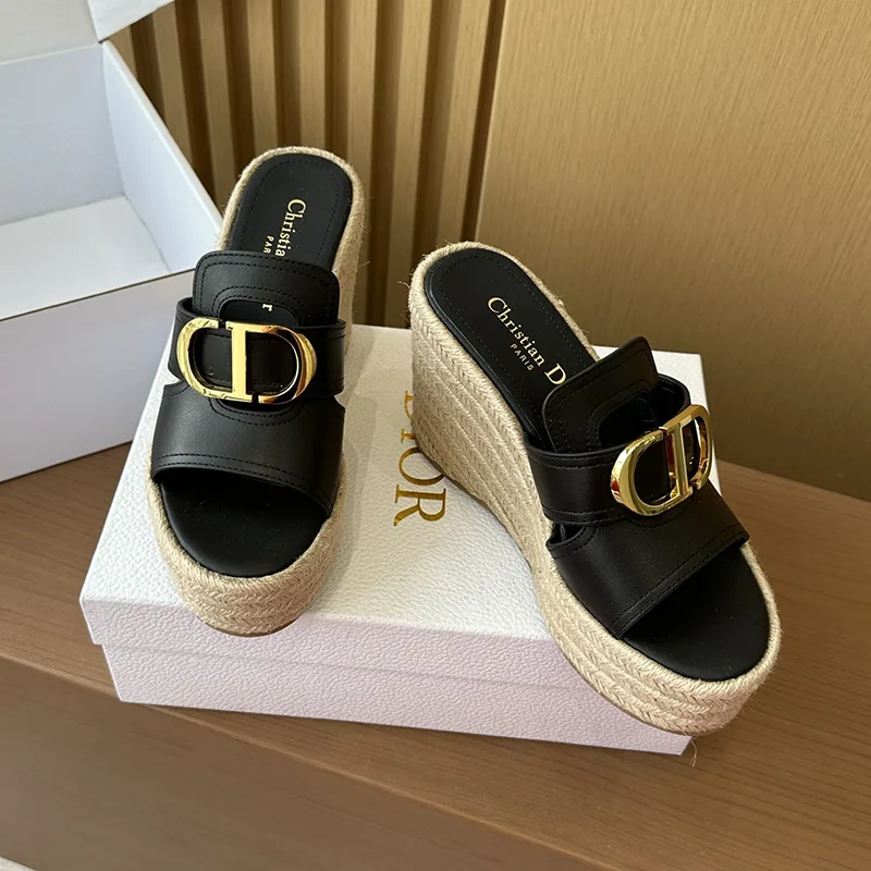 ギフトに最適 ディオール 30 Montaigne ウェッジスライド コピー商品 