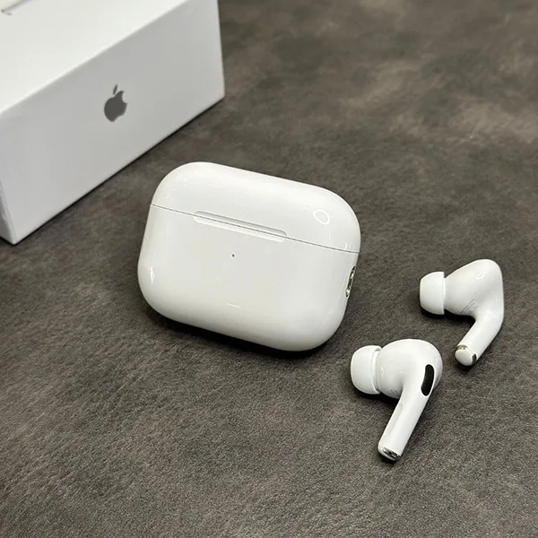 Apple airpods おすすめ（第2世代）USB-C｜Bluetooth 5.3・ノイズキャンセリング ワイヤレスイヤホン airpods